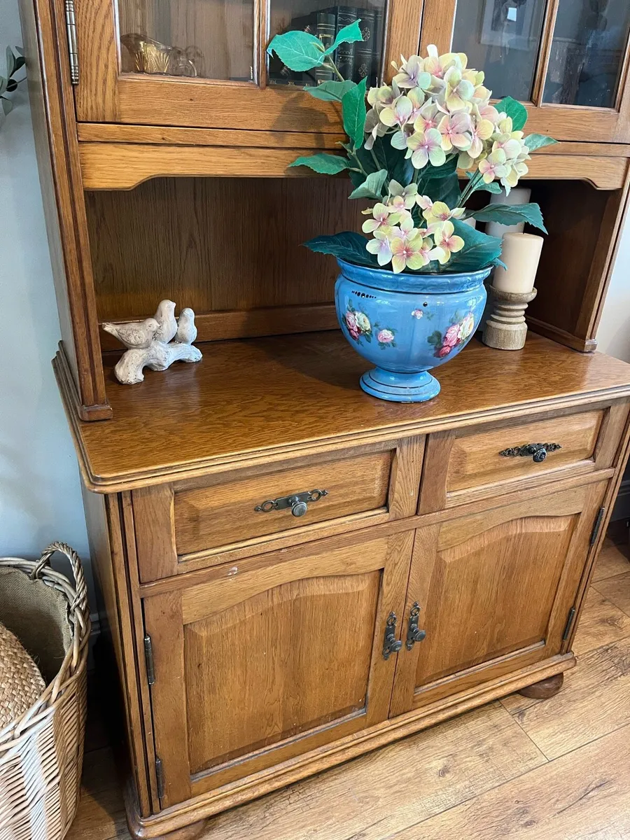 Dresser - Image 3