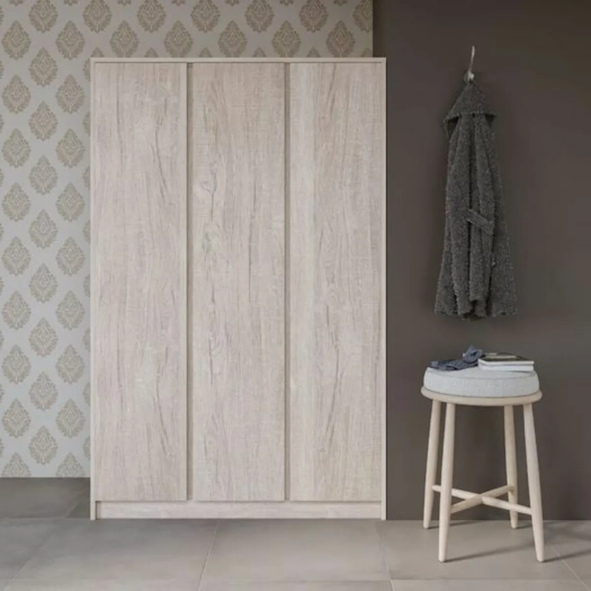 WARDROBES - Image 1