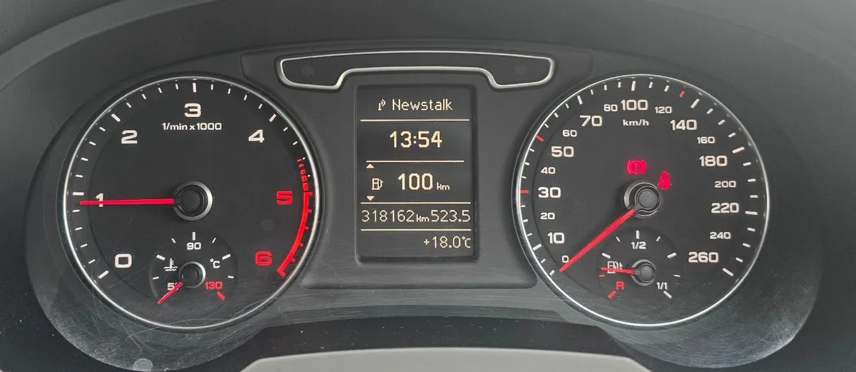 Audi Q3 2013 - Image 3
