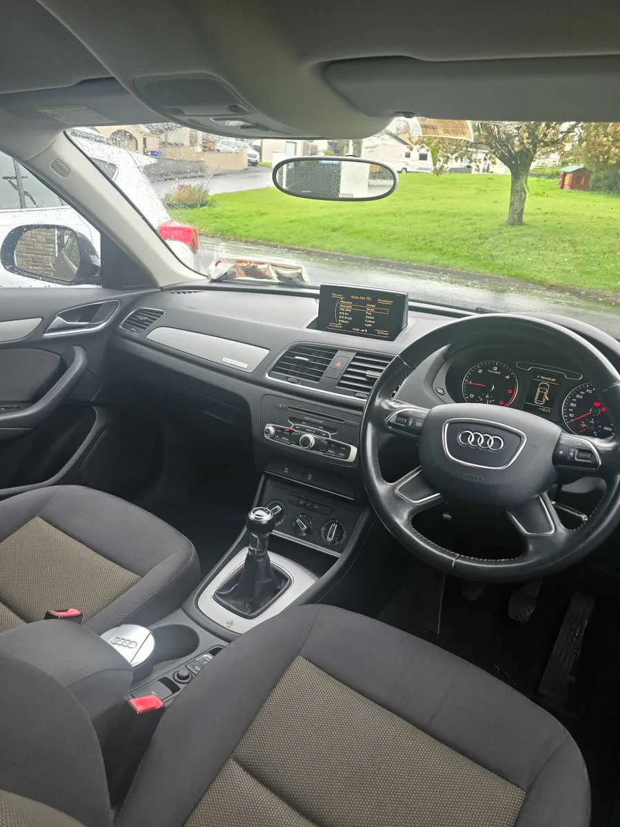 Audi Q3 2013 - Image 4