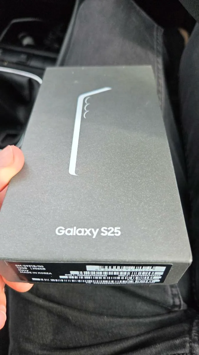 Samsung s25 - Image 4
