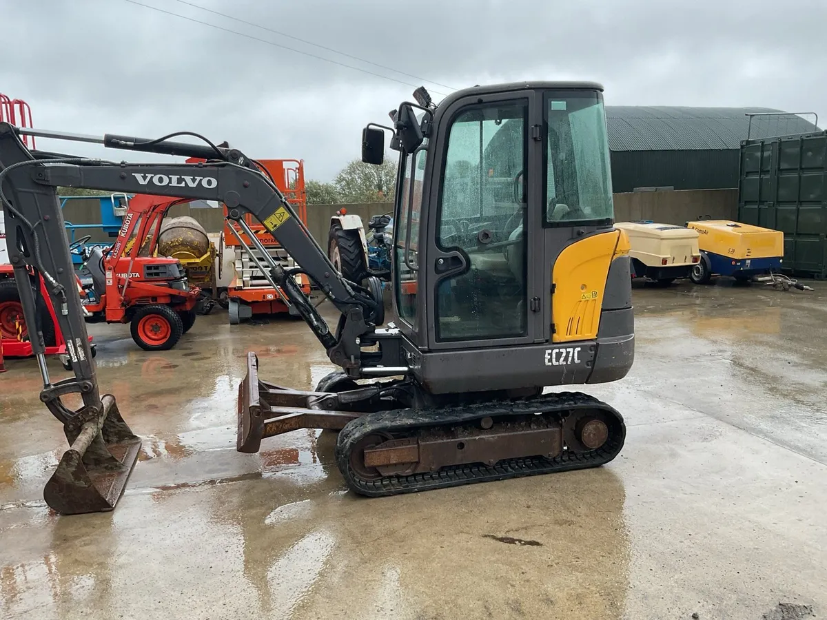 2015 Volvo EC 27C - Image 1