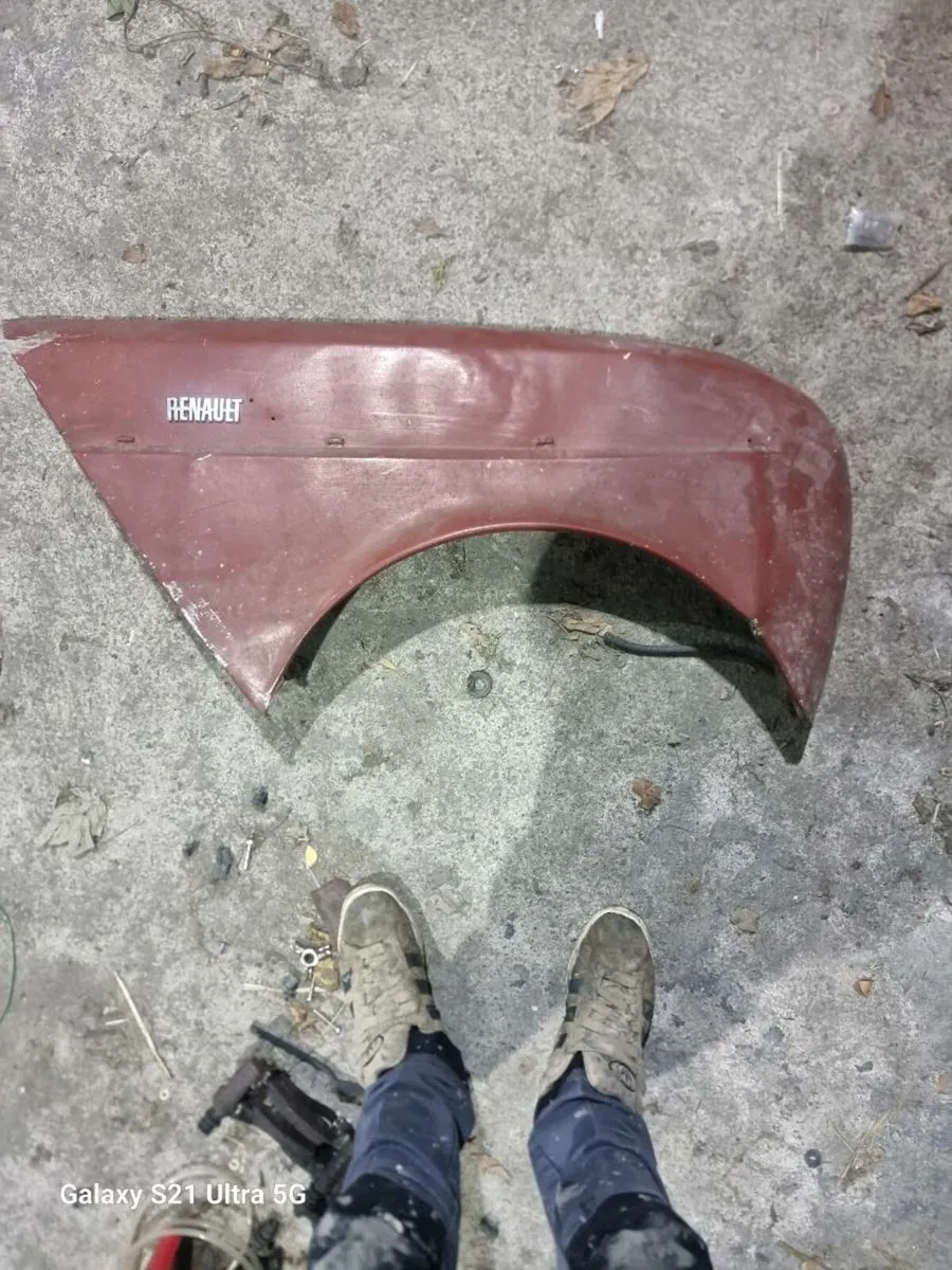 Renault 5 gordini parts - Image 4
