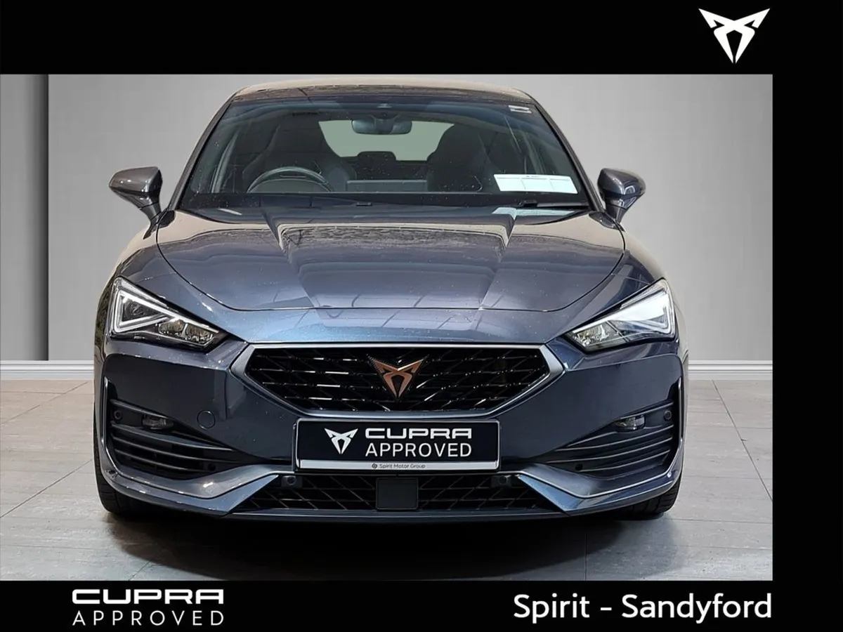 Cupra Leon VZ 2.0tsi 300HP Dsg call Andrew 086261 - Image 3