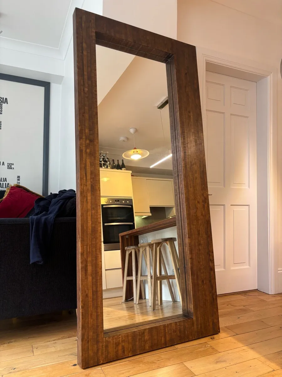 Large freestanding mirror - Image 1