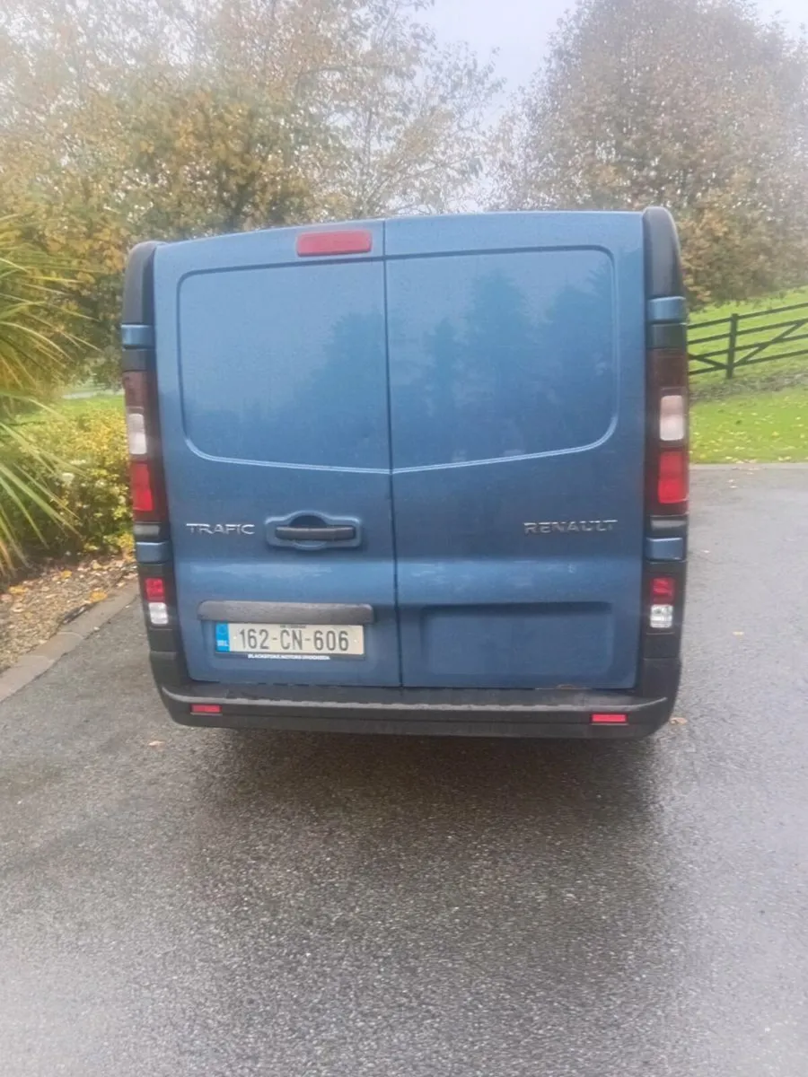 Renault traffic - Image 2