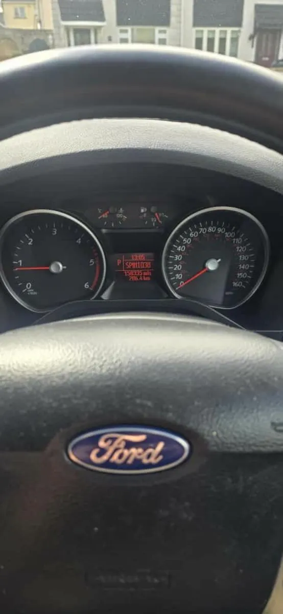Ford Galaxy 2013 - Image 1