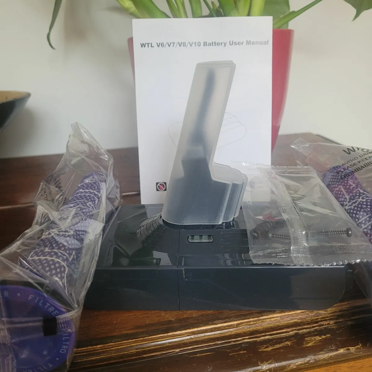 Replacement battery for Dyson V6 Hand ld Vacuum Cl - Image 3