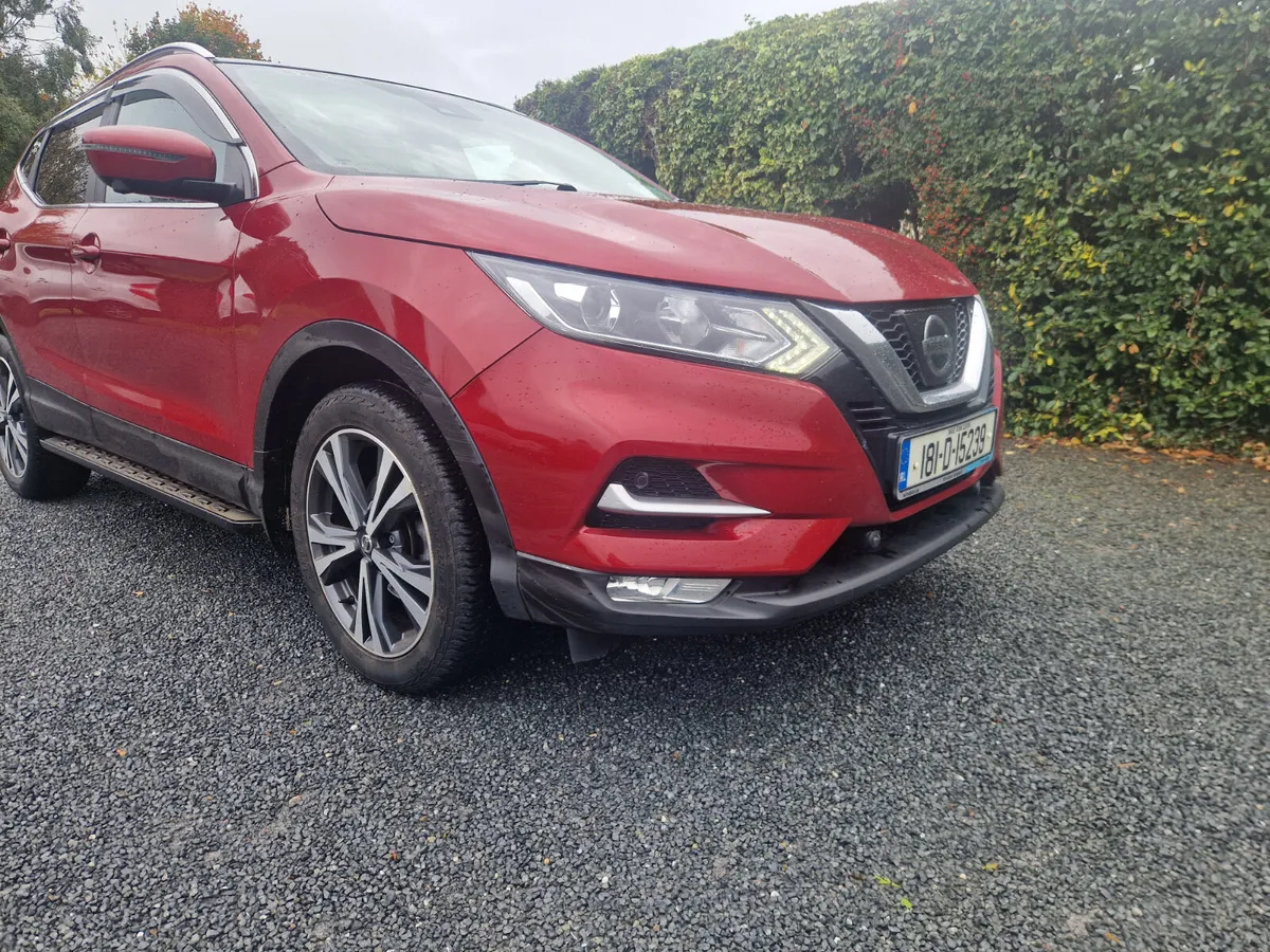 Nissan Qashqai SV PREMIUM 2018 - Image 2