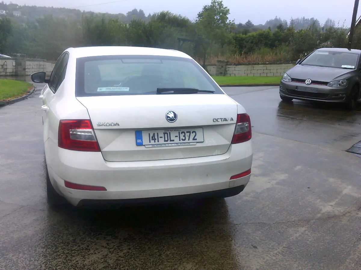 Skoda Octavia 2014 - Image 2