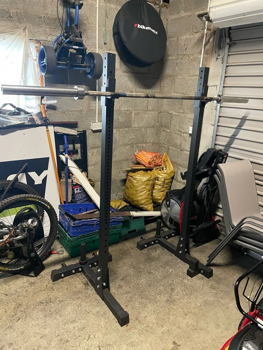 Adjustable squat rack - Image 1
