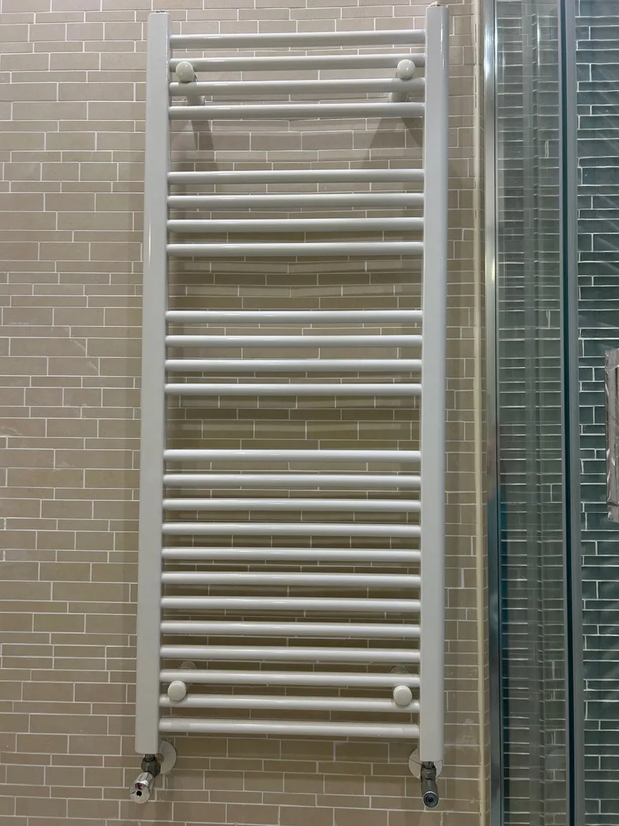 Bathroom radiator - Image 2