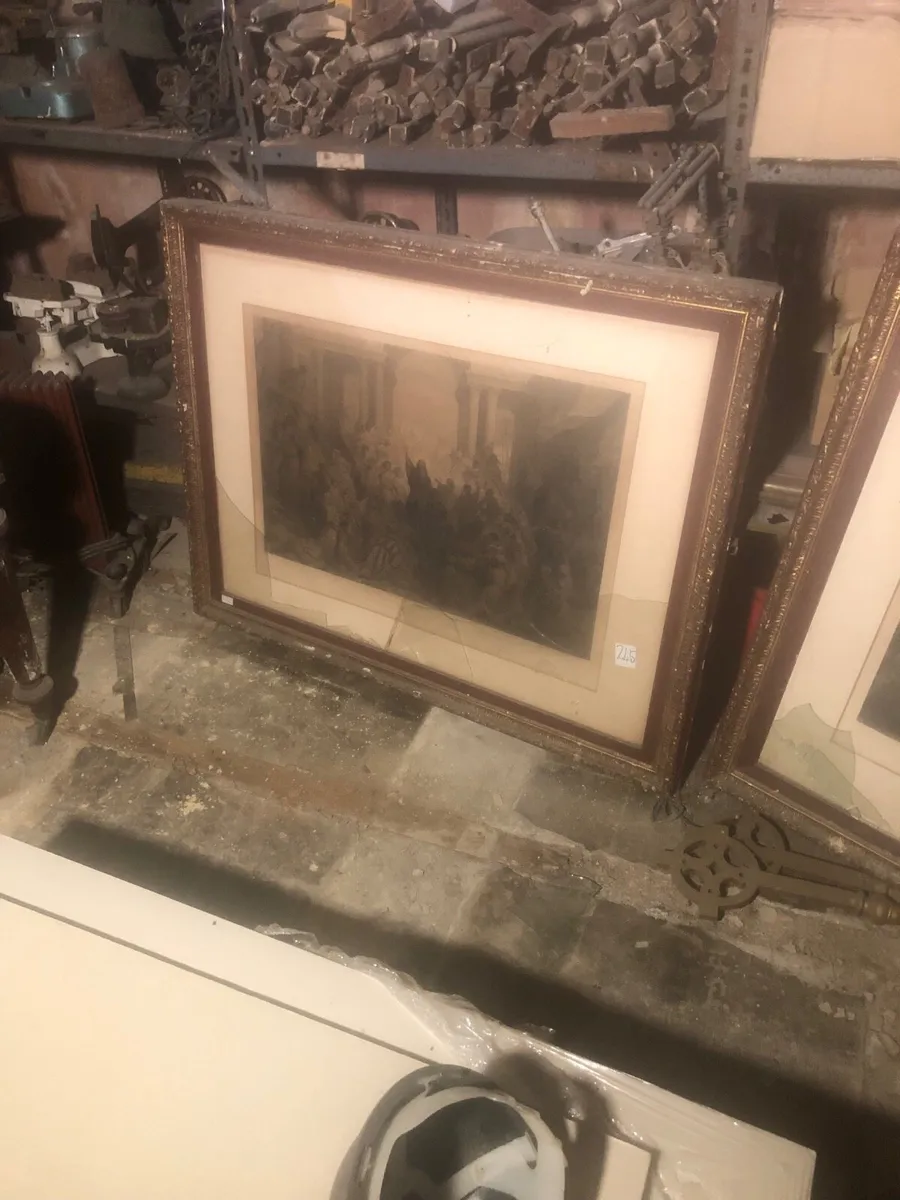 Antique and furniture shop clearance - Image 3