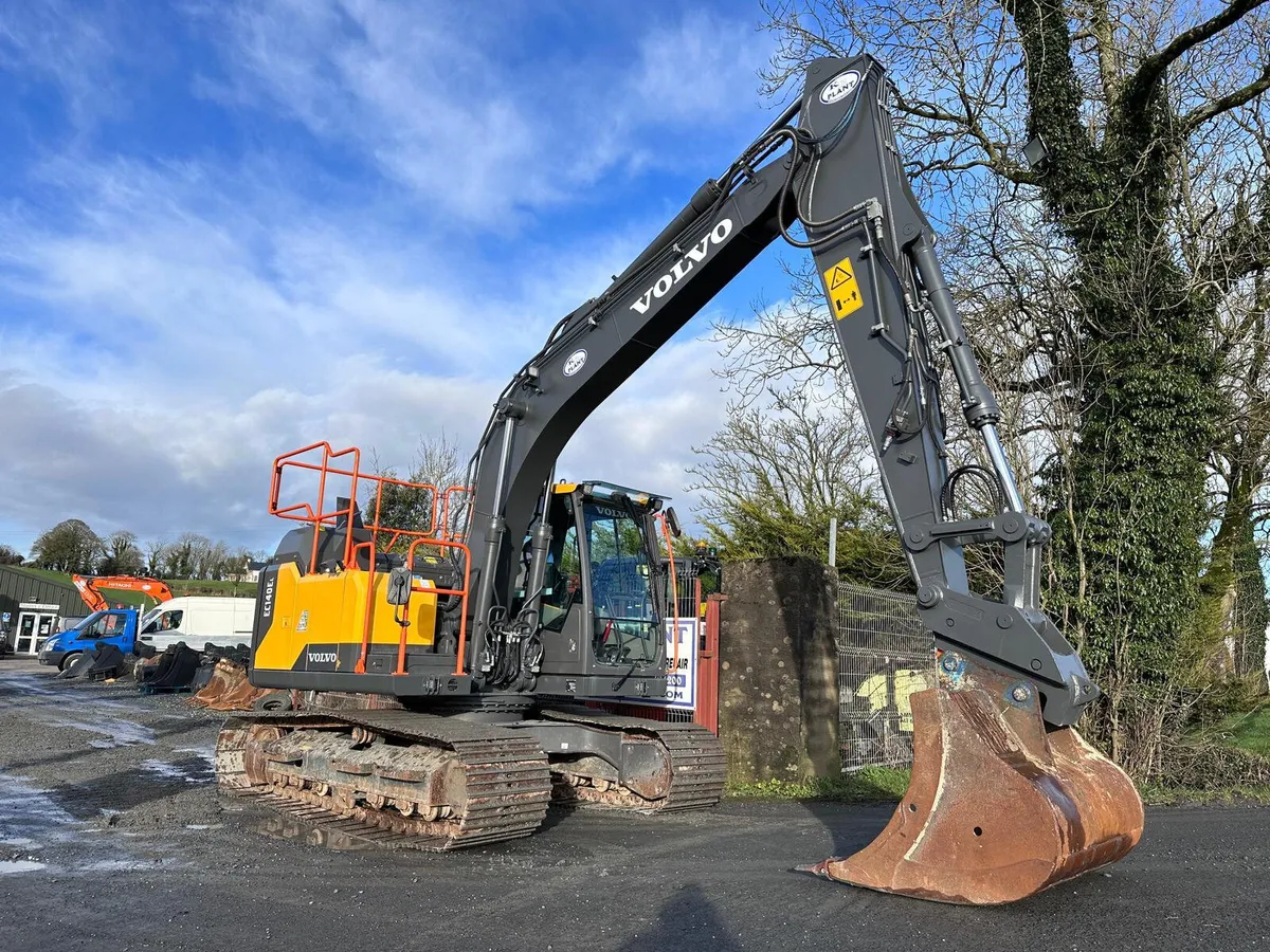 Volvo EC140EL Year 2022 - Image 3