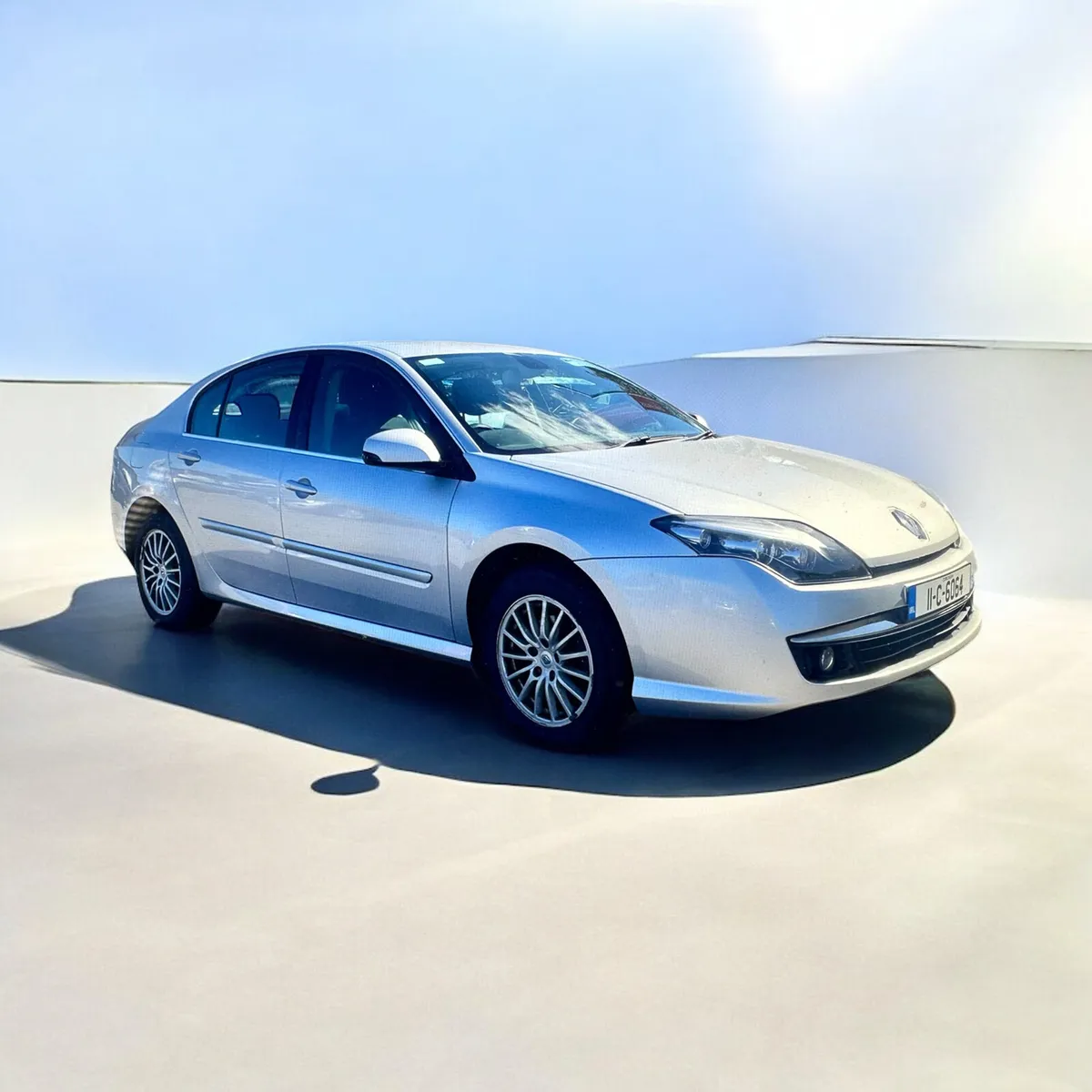 2011 Renault Laguna 1.5 DCI 110 DYNAMIQUE ECO2 - Image 1