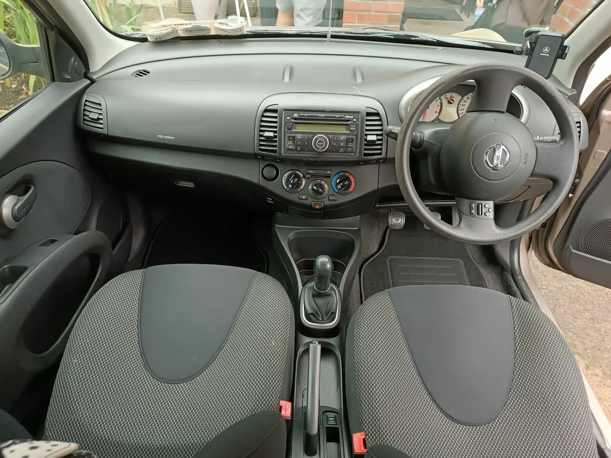 Nissan Micra 2008. Only 87.000km. New tires. - Image 2