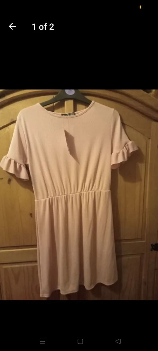 Ladies dress bundle size 8_10 - Image 2