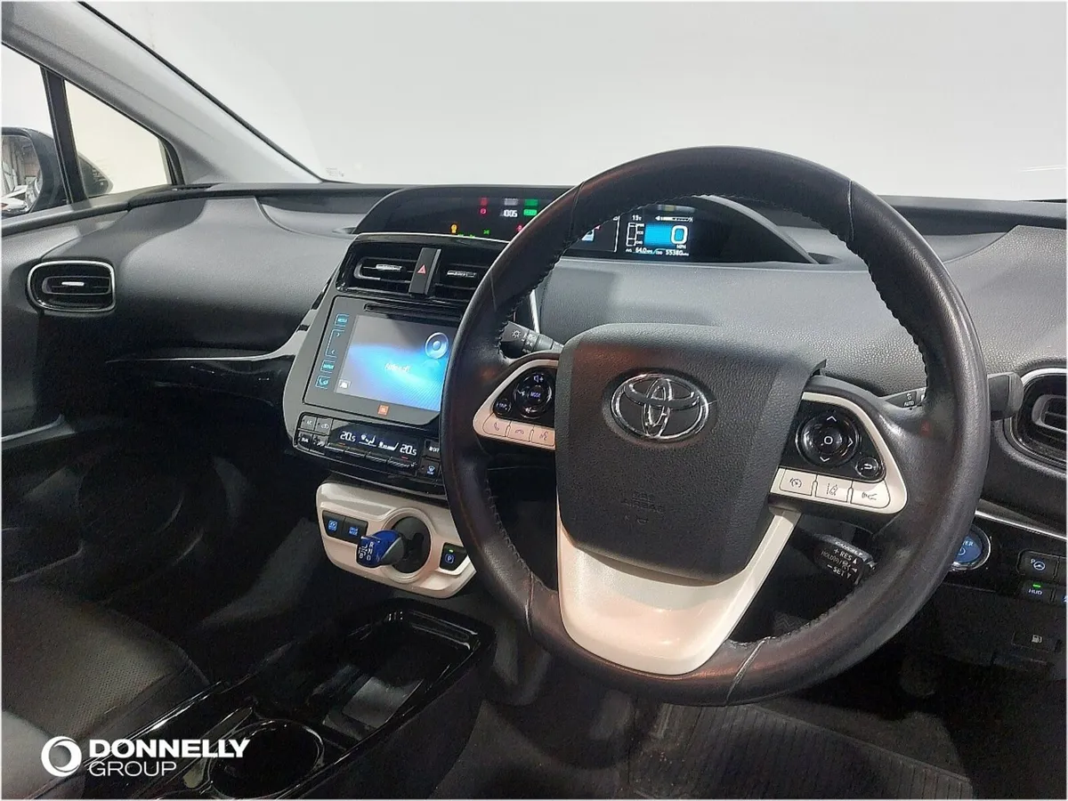Toyota Prius Hatchback Excel - Image 4