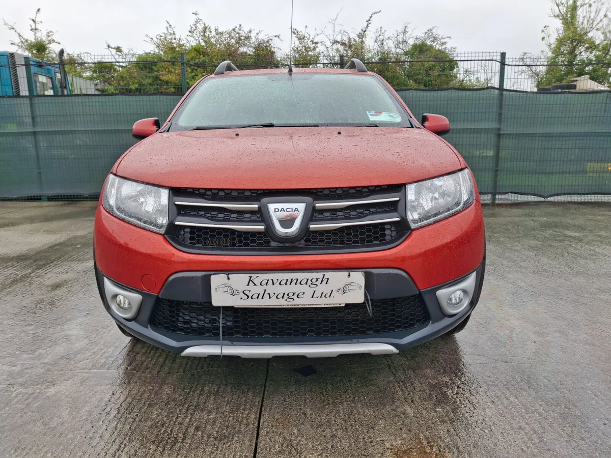 2015 Dacia San2015 Dacia Sandero  Stepway - Image 3
