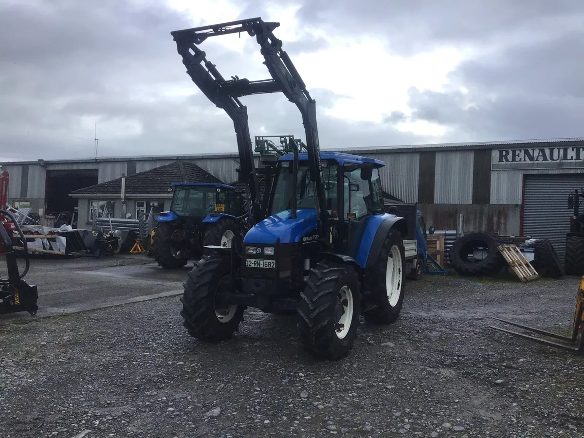 New Holland TS100 with Loader - Image 2