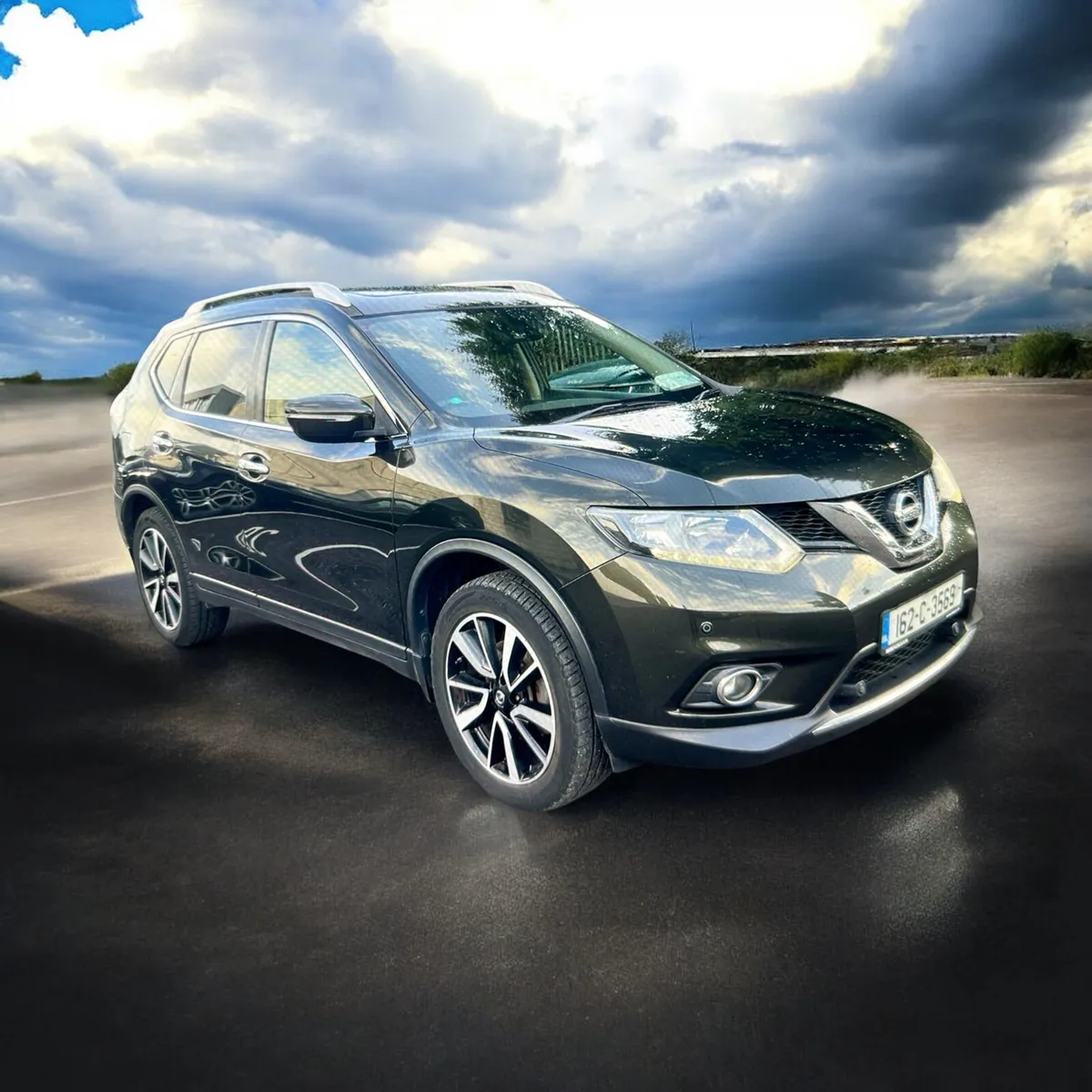 2016 Nissan X-Trail 1.6d SV 7 Seats Design Pack - Image 3