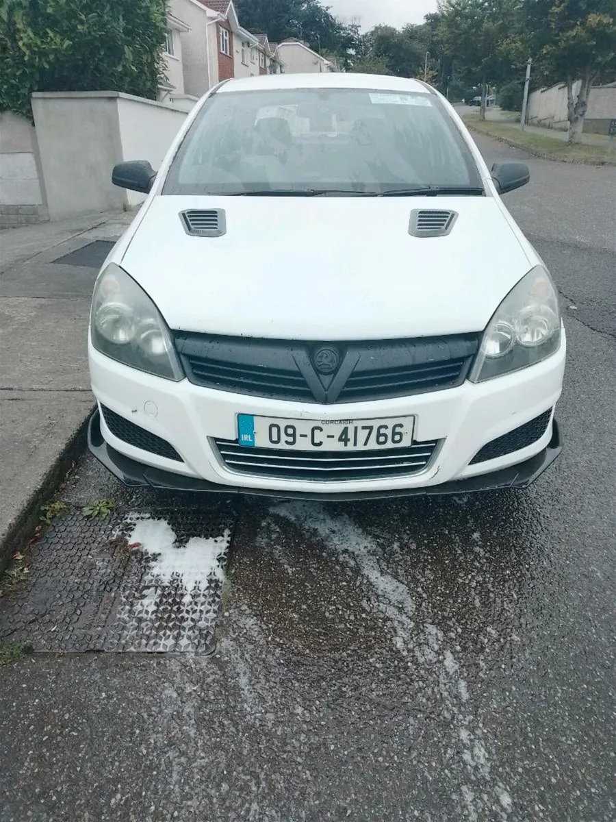 2009 Opel Astra - Image 2