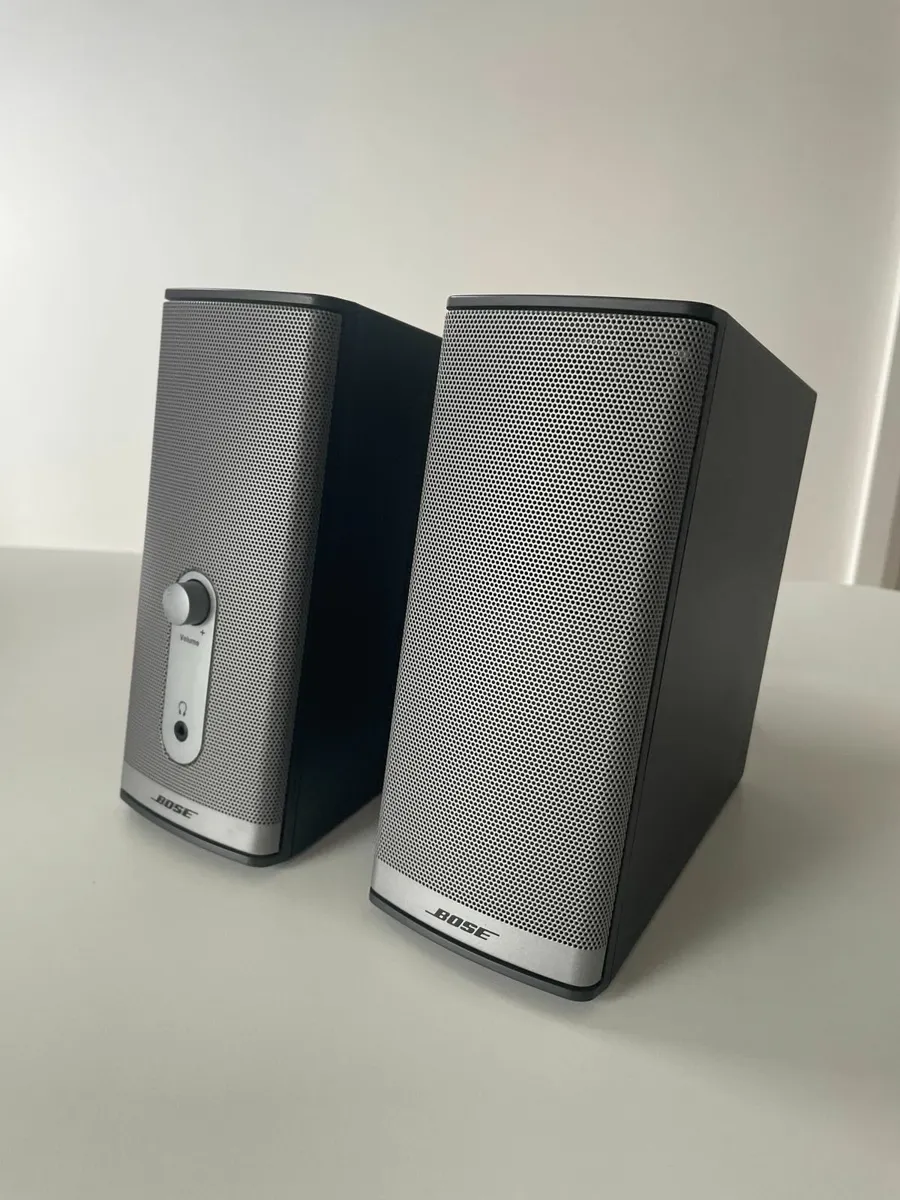 Bose Companion 2 Series II multimedia speakers - Image 1
