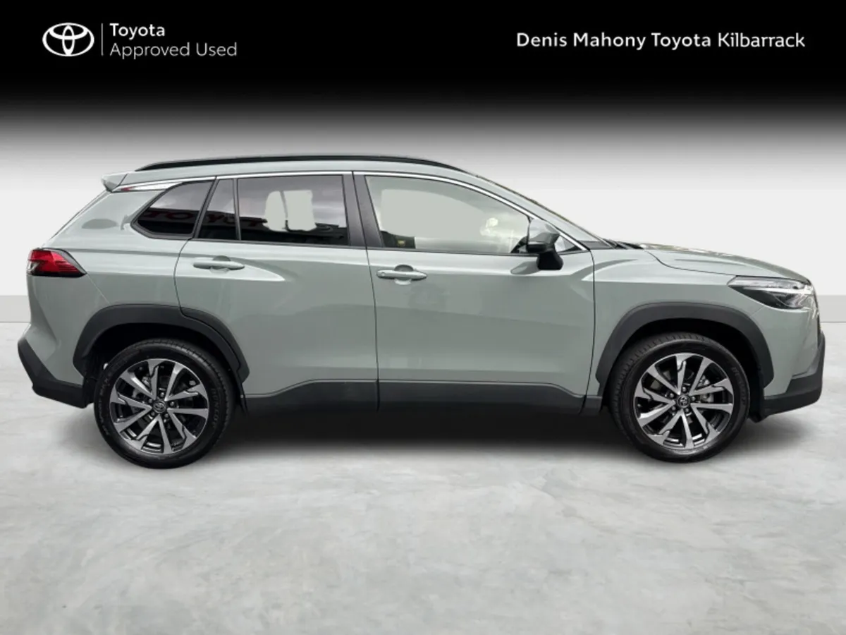 Toyota Corolla Cross SPORT 3 YEARS FREE SERVICING - Image 3