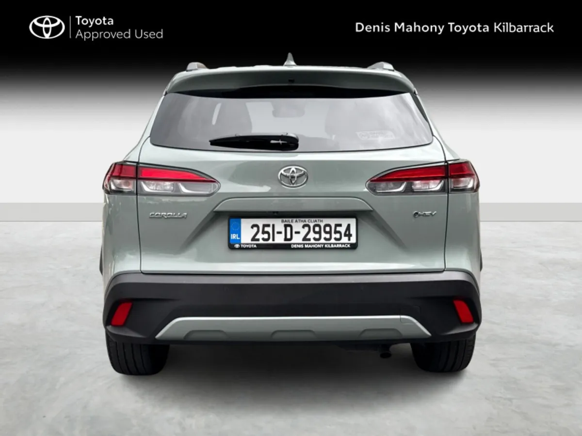 Toyota Corolla Cross SPORT 3 YEARS FREE SERVICING - Image 4