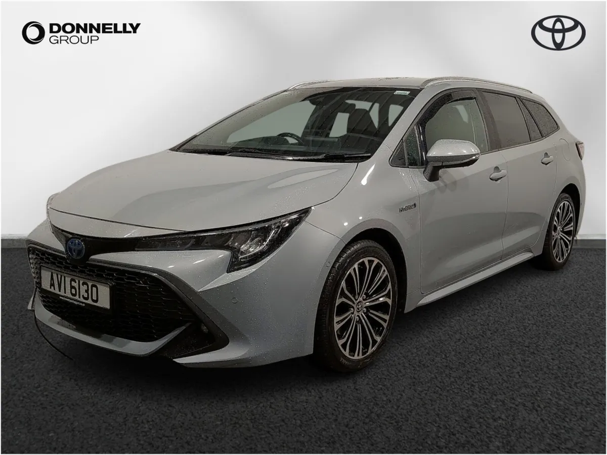 Toyota Corolla Touring Sport Design - Image 3