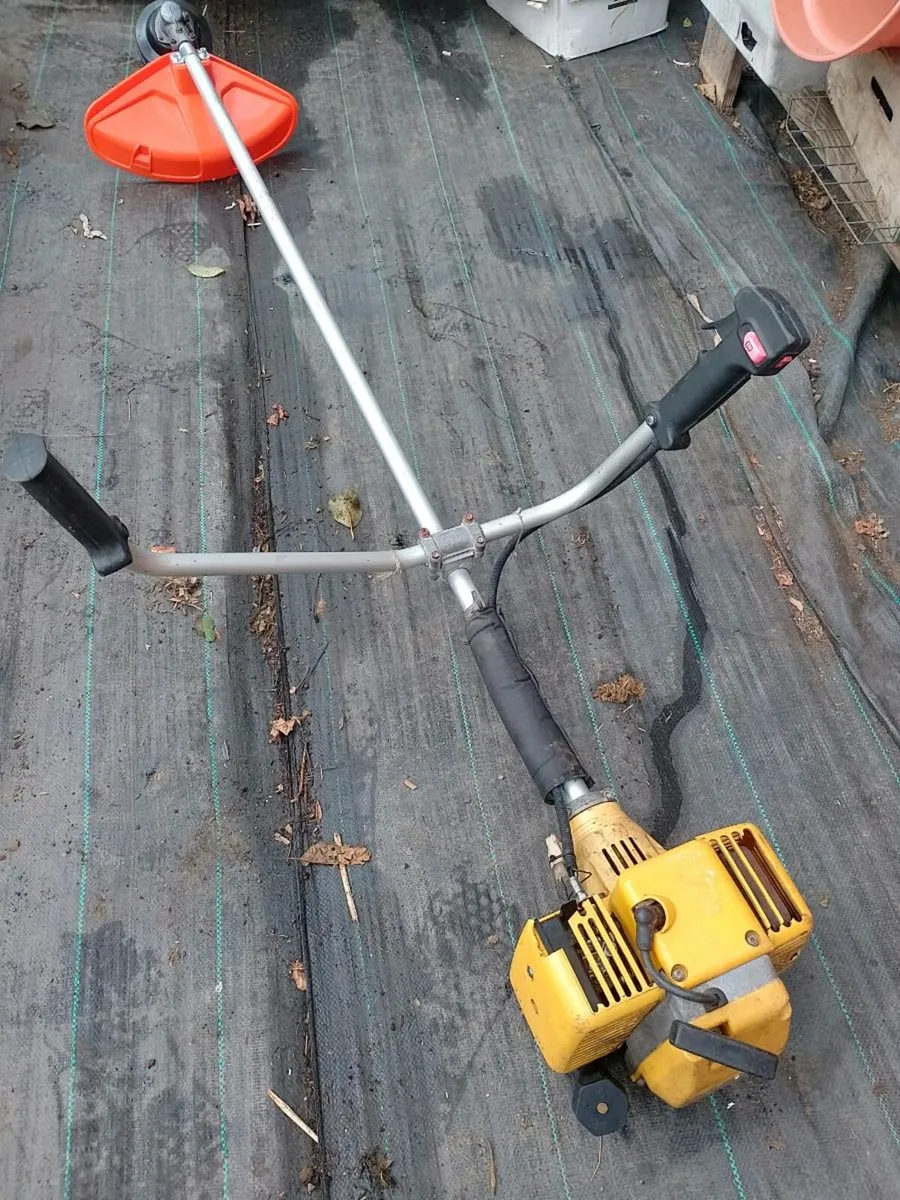 McCulloch pro Mac 3600 brushcutter - Image 2