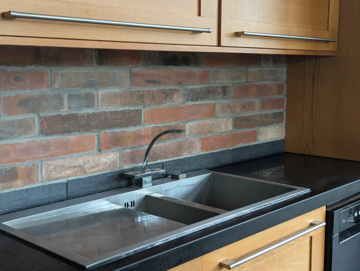 Brick Slips Tiles - For Wall Indoor or Outdoor - Image 1