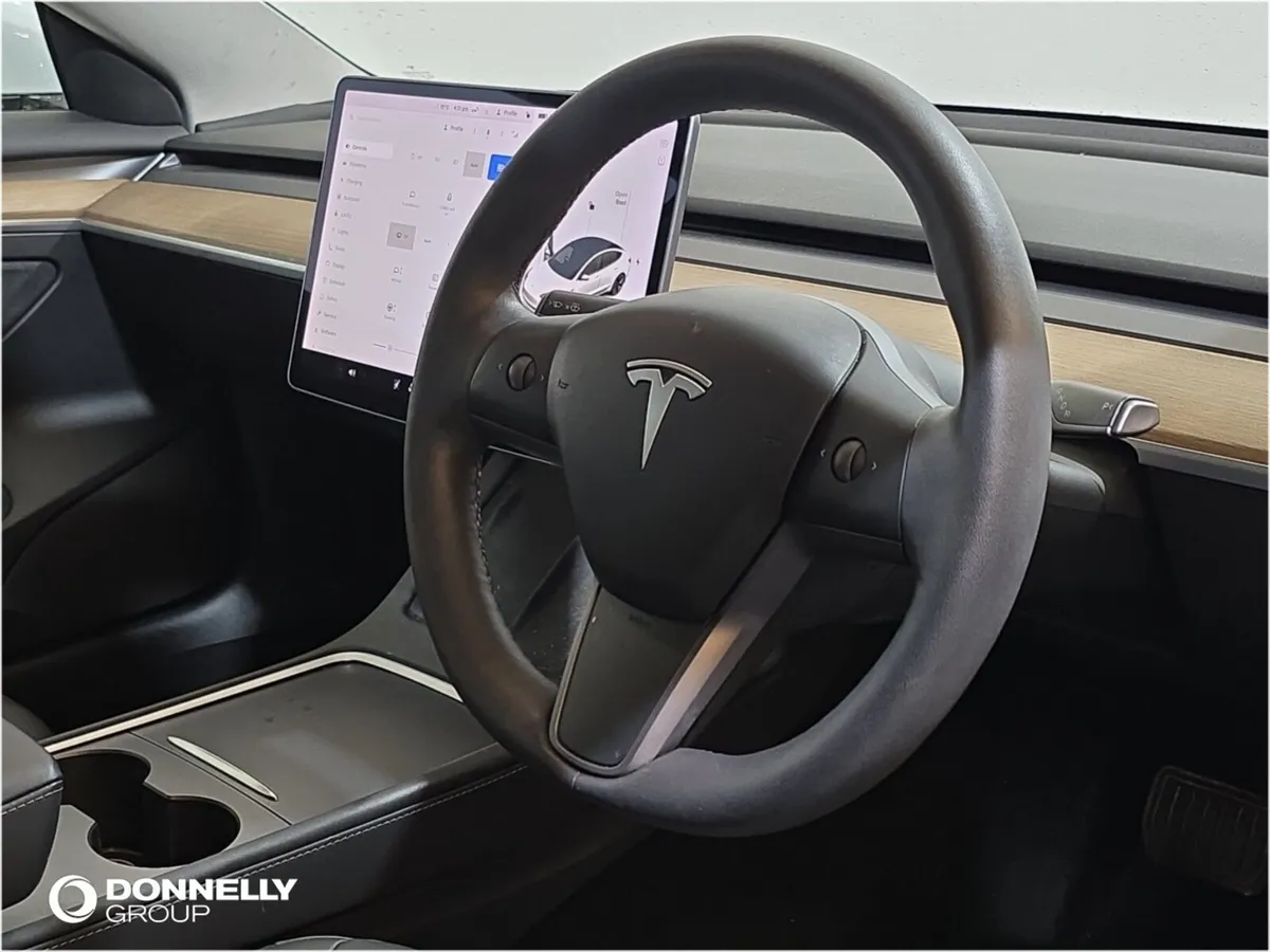 Tesla Model 3 Saloon Standard Plus - Image 4