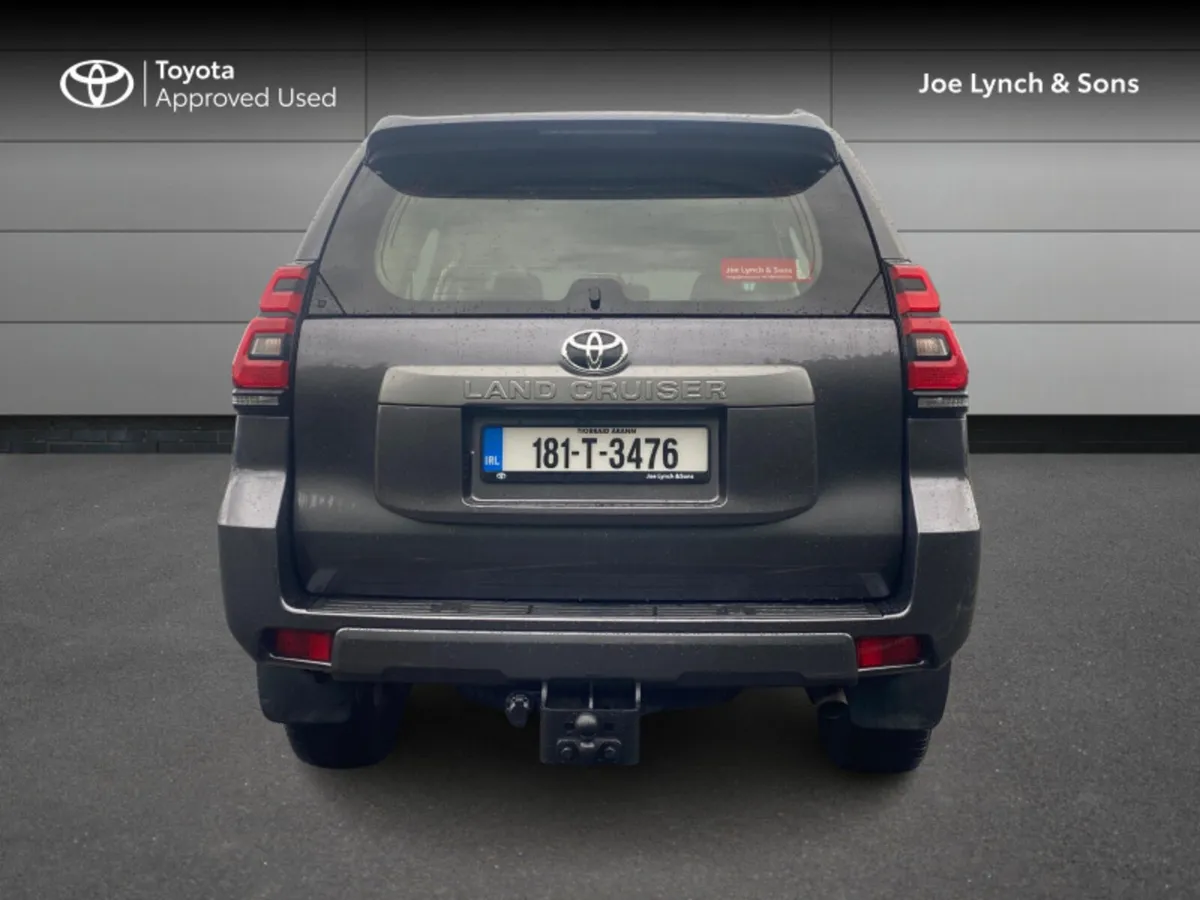 Toyota Land Cruiser 2.8 BUSINESS EDITION 5DR A - Image 4