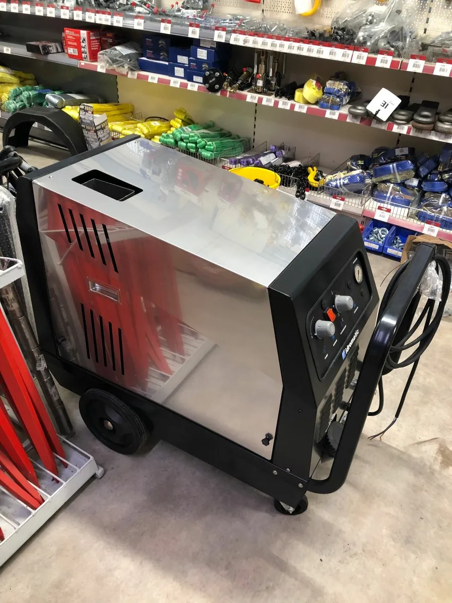 Hot Water High Pressure Washer - Image 3