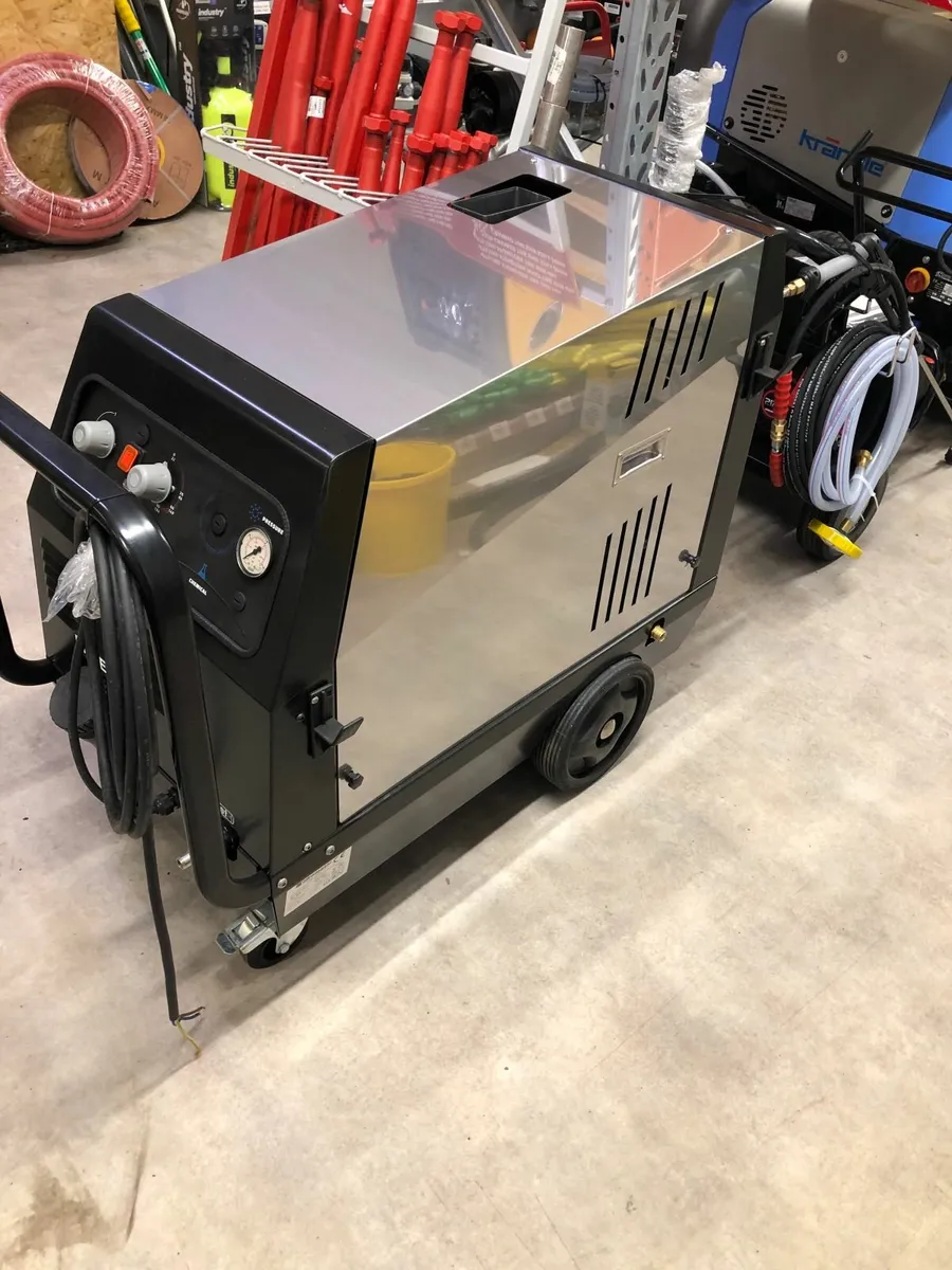 Hot Water High Pressure Washer - Image 1