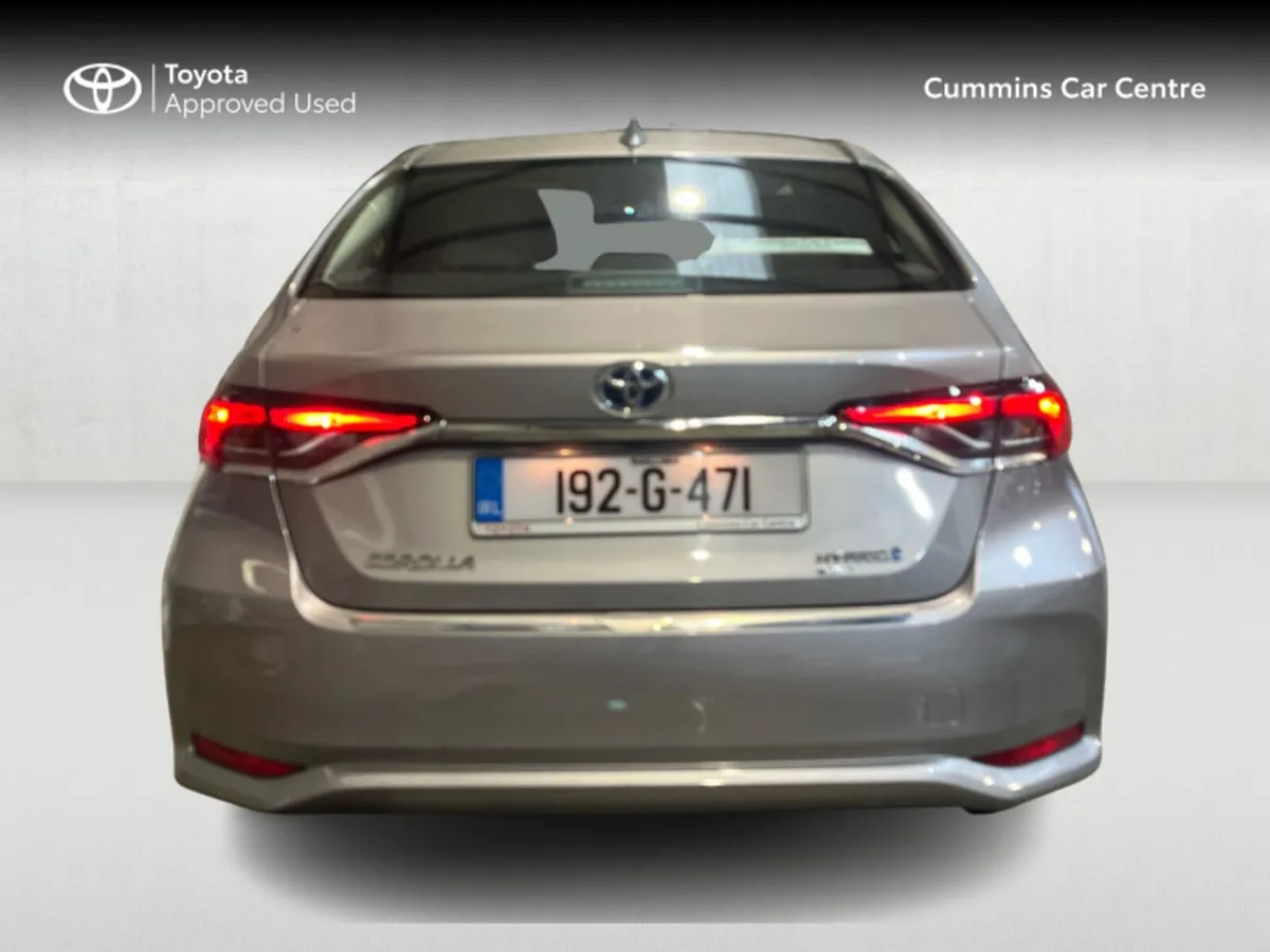 Toyota Corolla COROLLA HYBRID LUNA SAL - Image 4