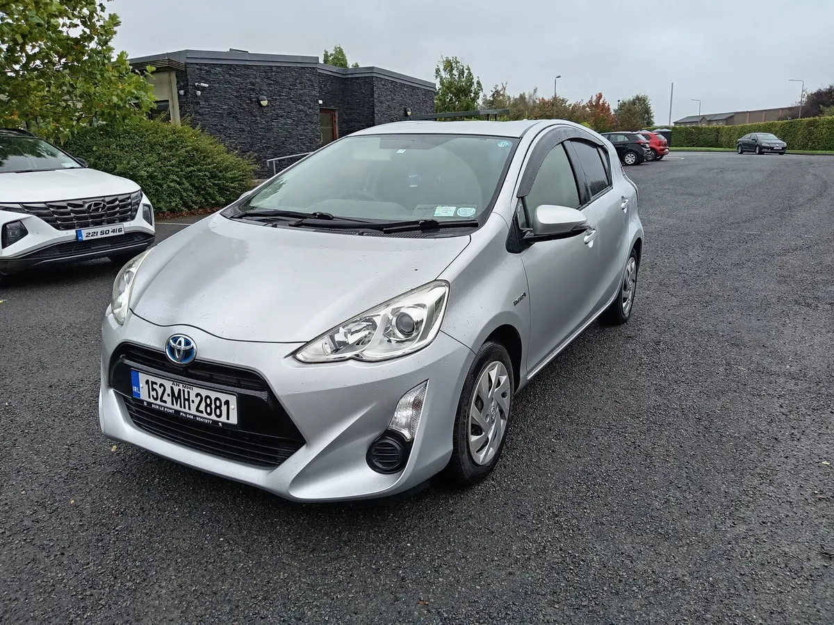 152 TOYOTA AQUA AUTOMATIC HYBRID NEW NCT 11/26!! - Image 2