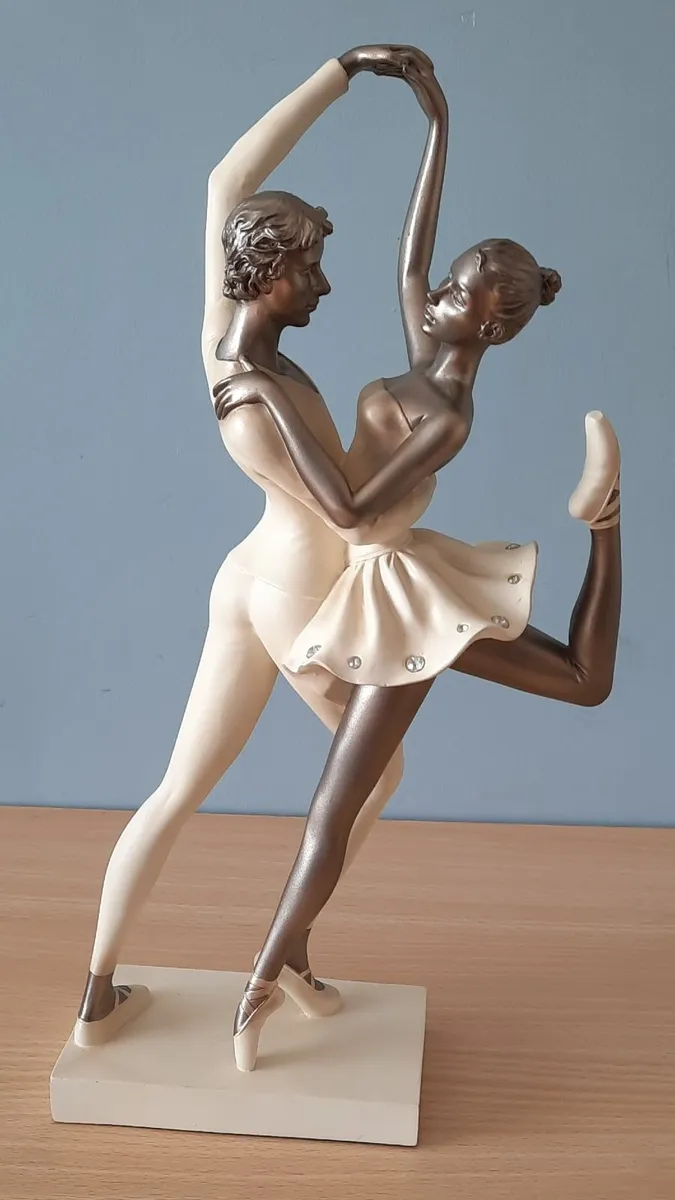 "Duet" - Dancing Figurines - Image 1
