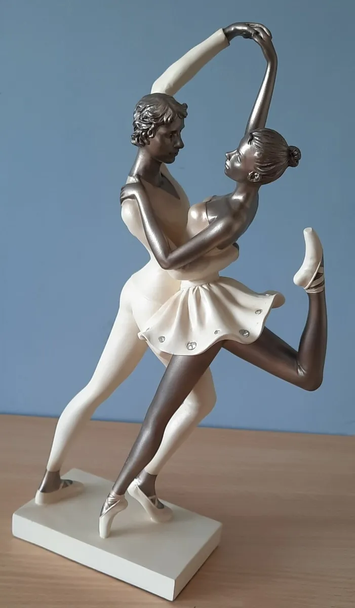 "Duet" - Dancing Figurines - Image 2