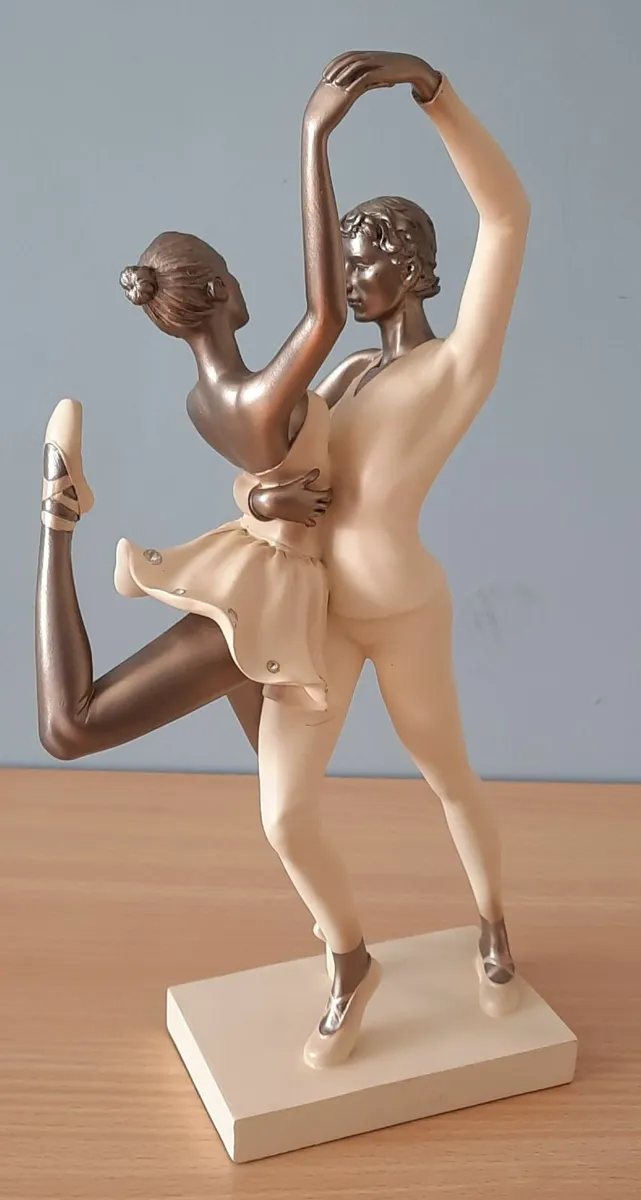 "Duet" - Dancing Figurines - Image 3