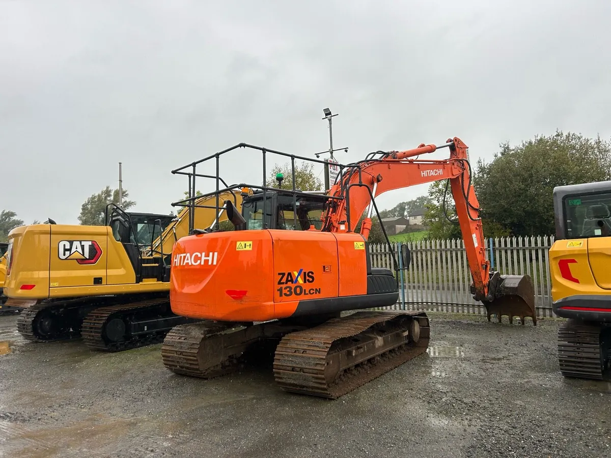 Hitachi ZX130-5 - Image 1