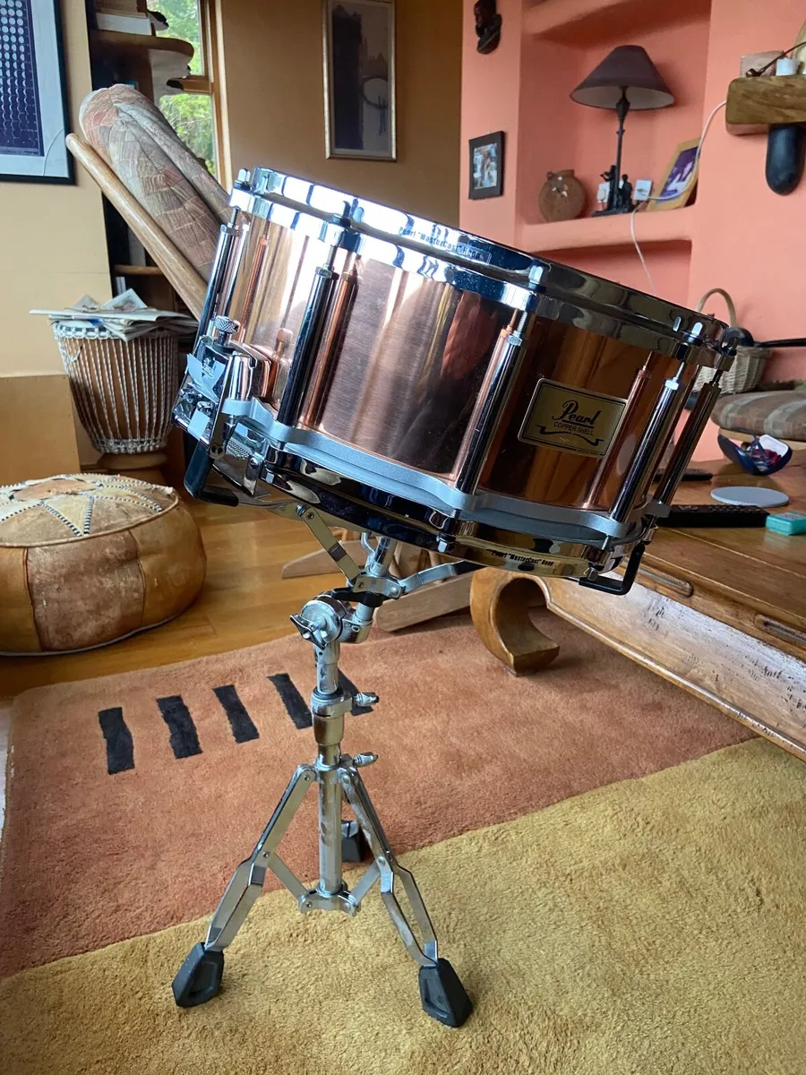 Pearl Copper Snare Drum - Case & Stand included - Image 2