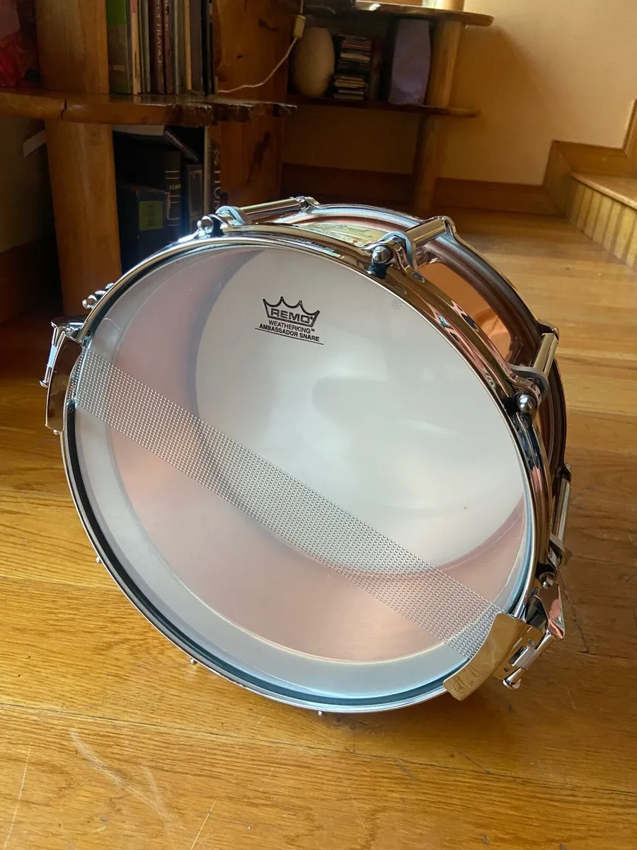 Pearl Copper Snare Drum - Case & Stand included - Image 3