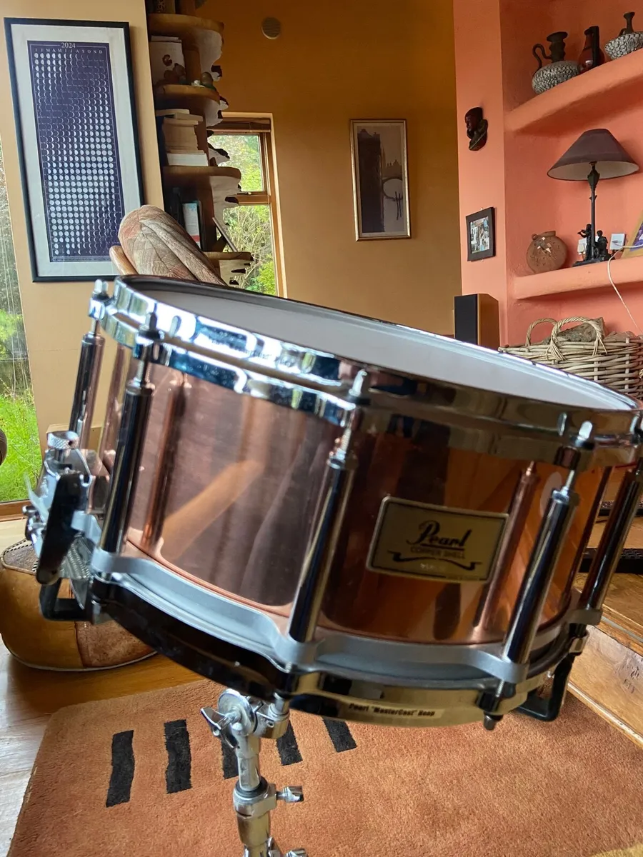 Pearl Copper Snare Drum - Case & Stand included - Image 4