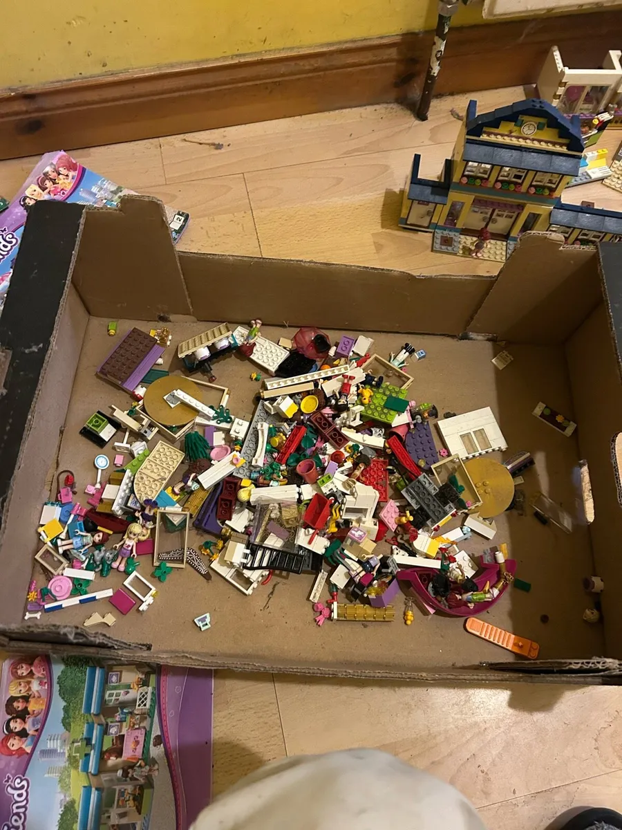 Lego friends sets - Image 2