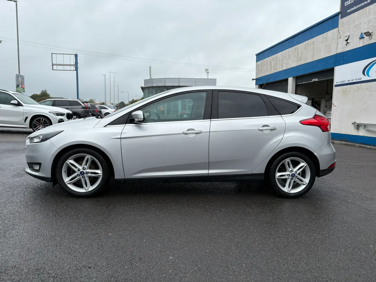 Ford Focus 2017/EXCELLENT CAR/NEW TIMING BELT - Image 3