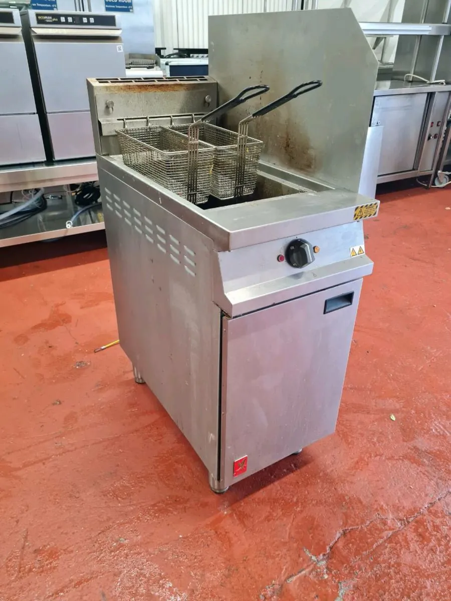 Falcon Dominator Plus G3840 LPG Fryer - Image 1