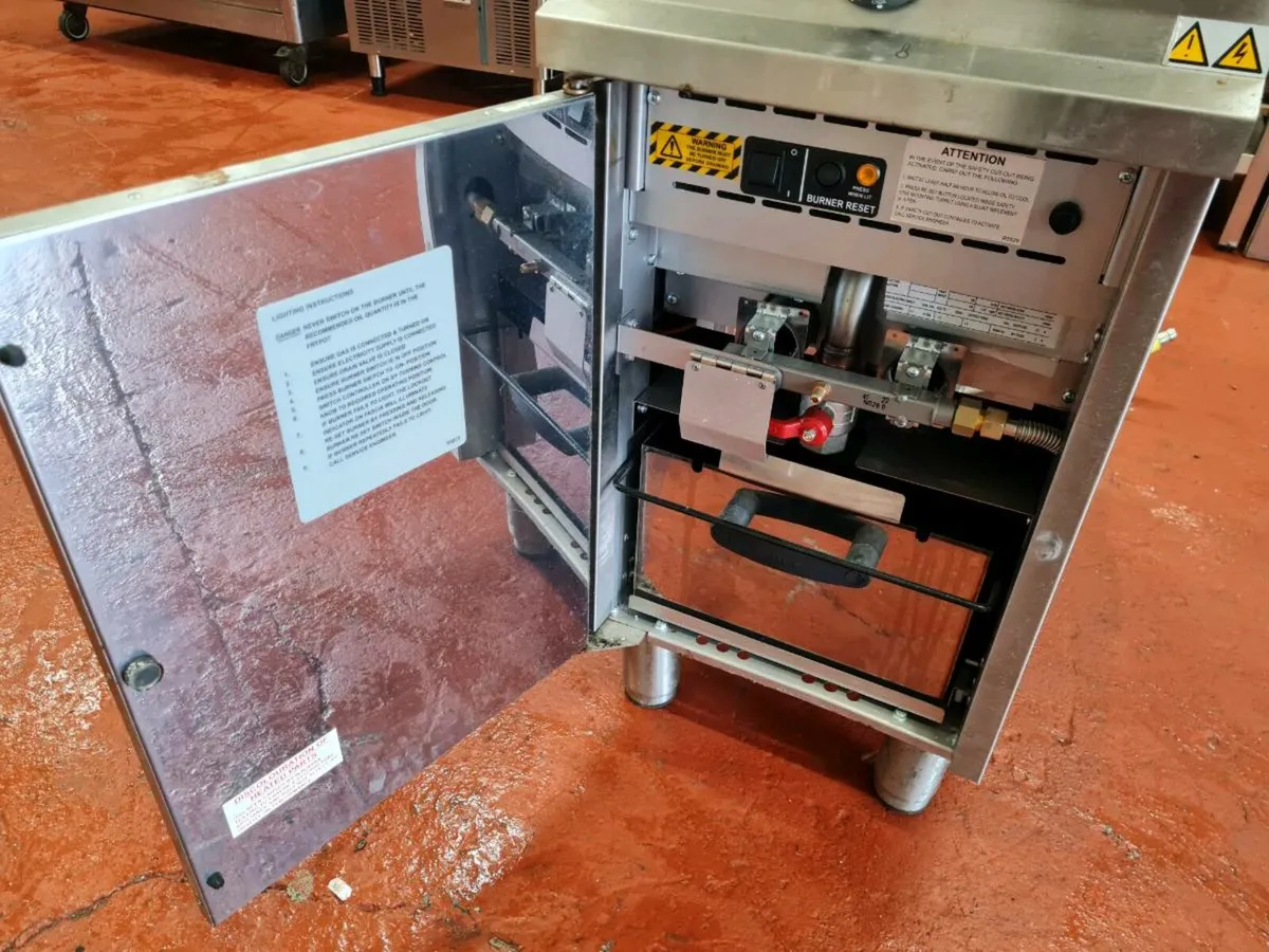 Falcon Dominator Plus G3840 LPG Fryer - Image 3