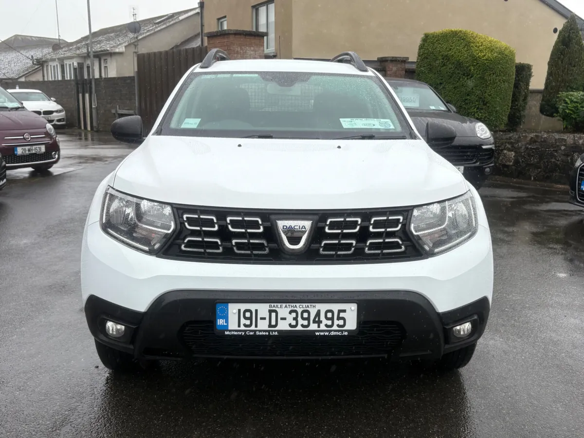 191 Dacia Duster Essential *Commercial* - Image 2